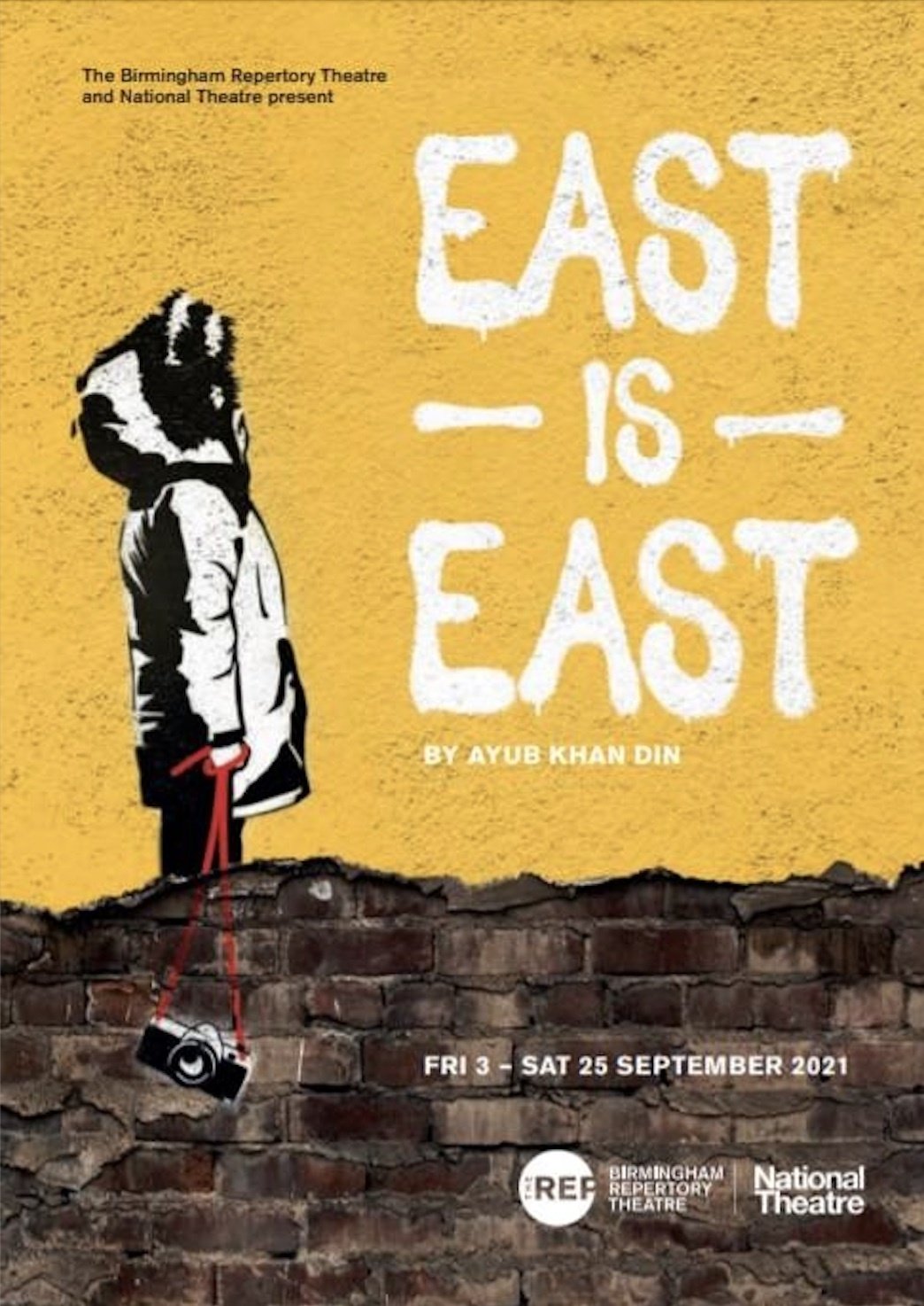 Постер National Theatre Live: East is East